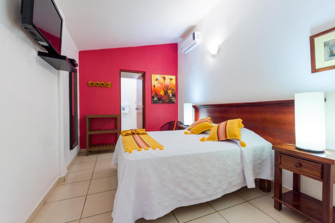 Hotel Meson De Mita ปุนตา มิตา ภายนอก รูปภาพ