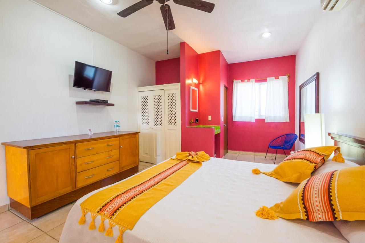 Hotel Meson De Mita ปุนตา มิตา ภายนอก รูปภาพ
