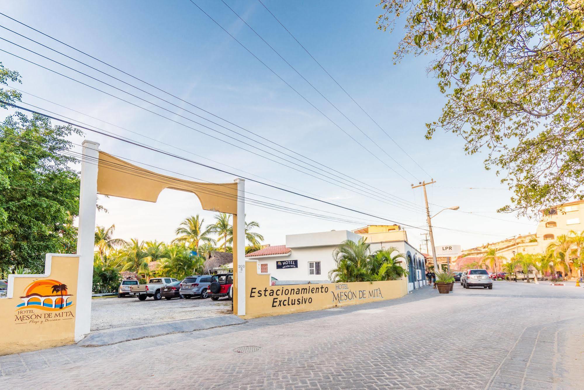 Hotel Meson De Mita ปุนตา มิตา ภายนอก รูปภาพ